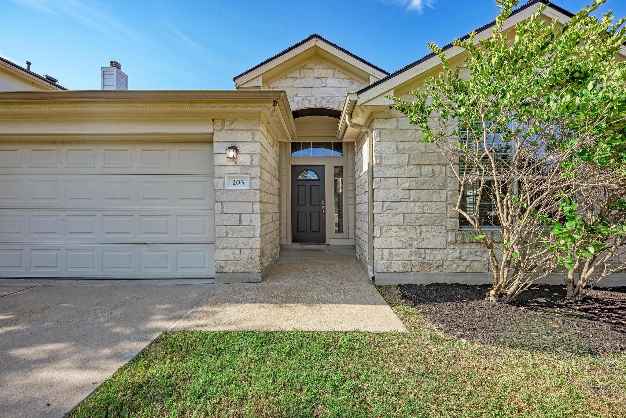203 Newport Landing Pl