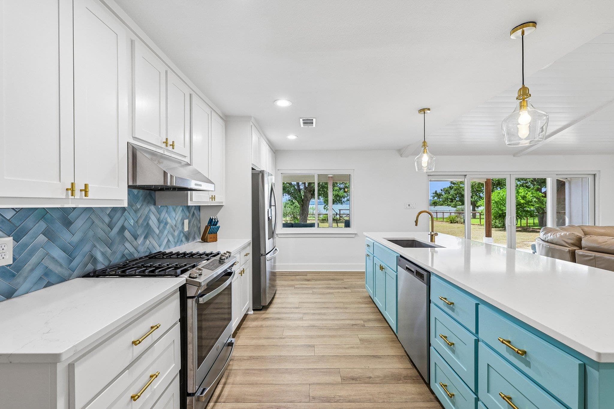 114 Agarita Dr