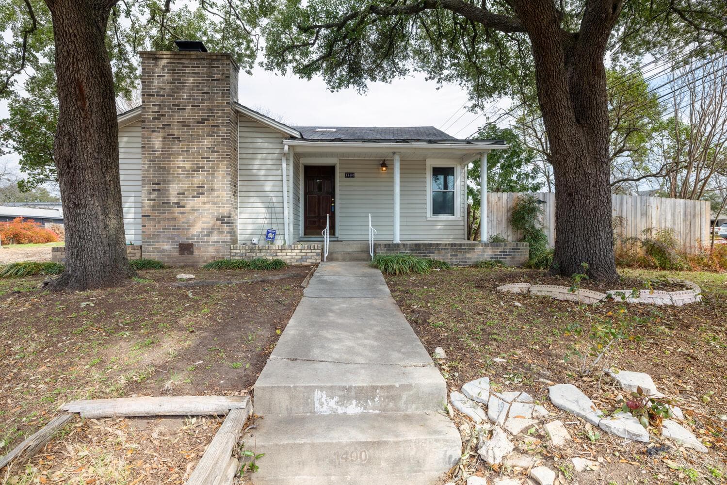 1400 Ruth Ave