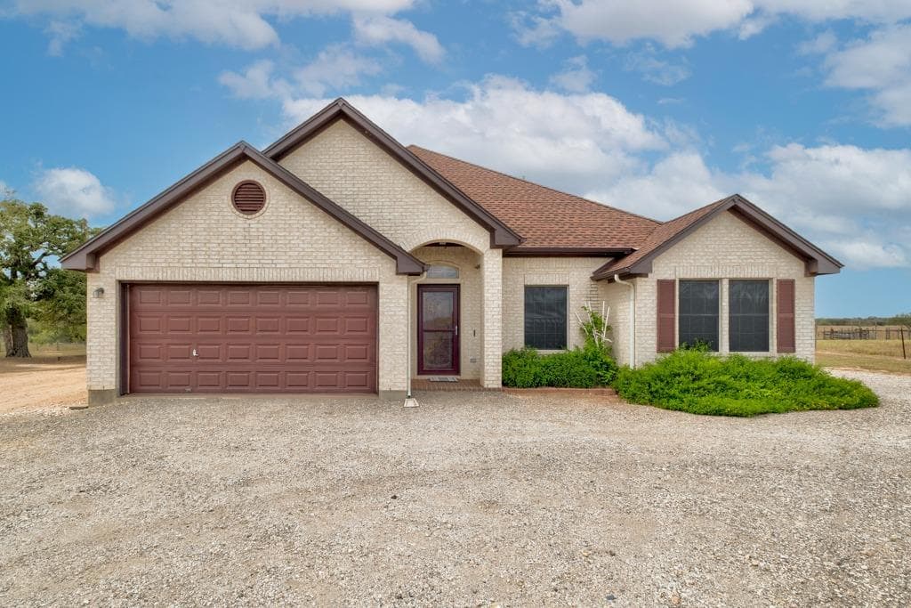 8510 Old Colony Line Rd