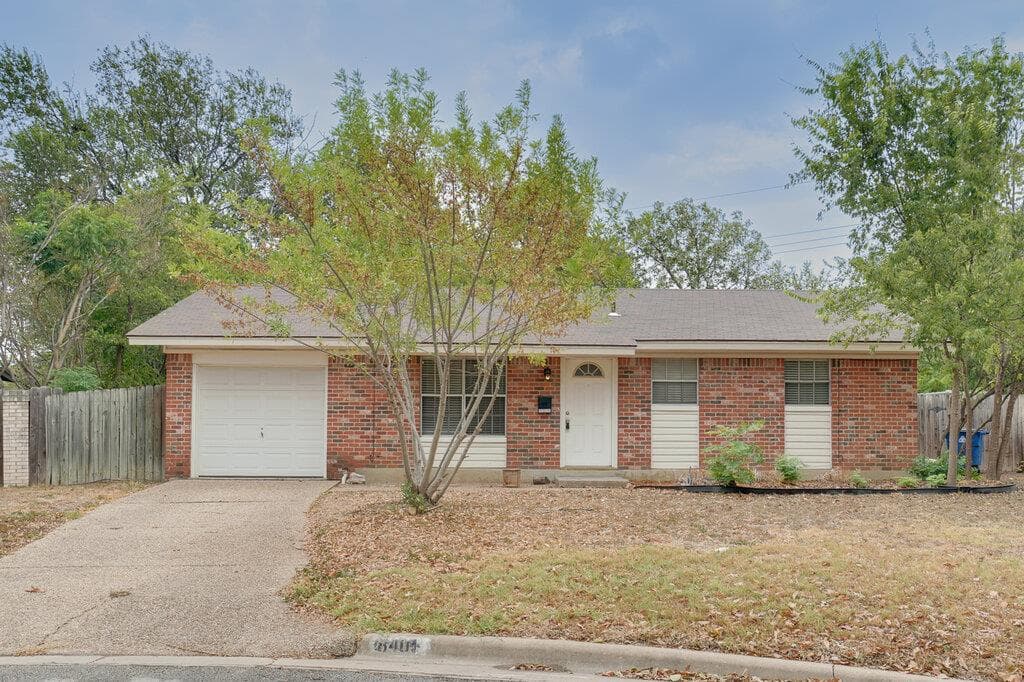 8409 Whittman Cv