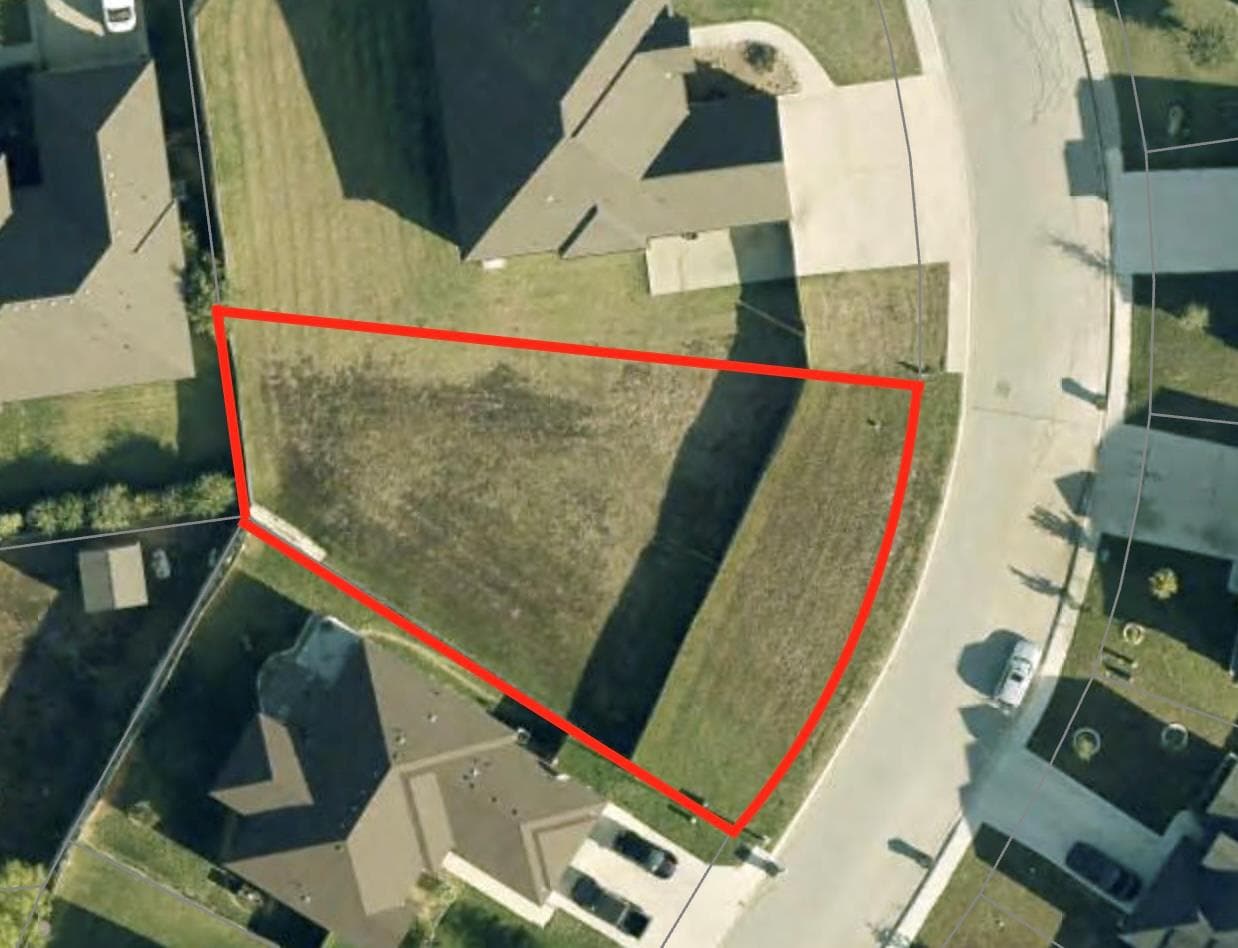 169 Greg Ln