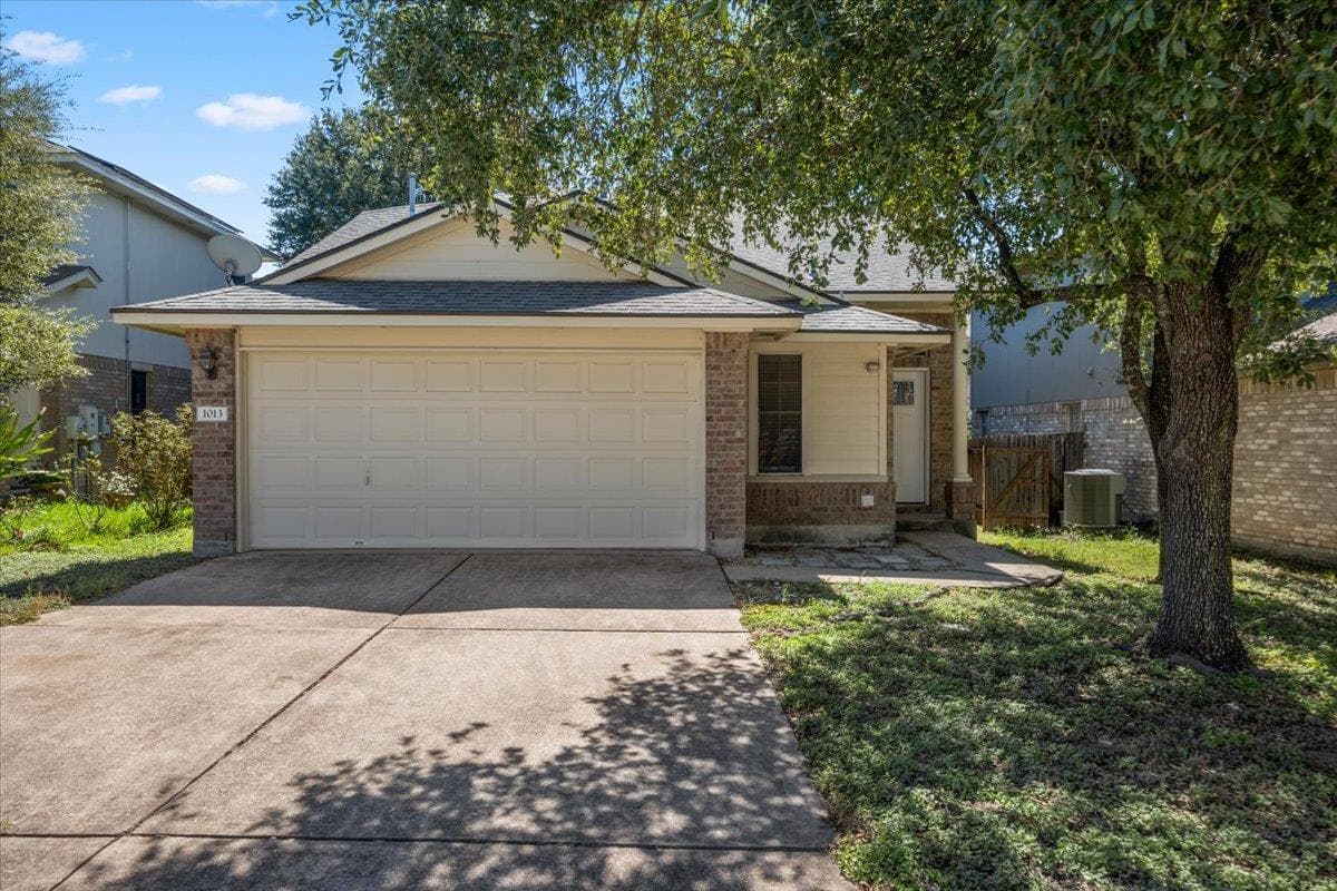 1013 Sweet Melissa Dr