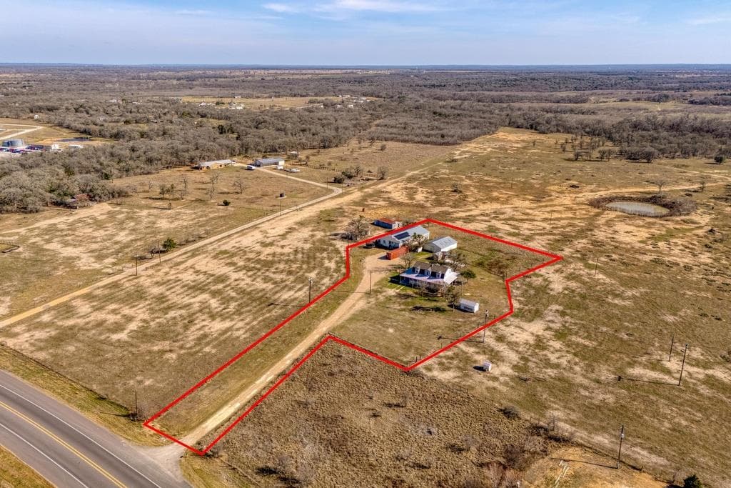 829 State Highway 21 Hwy W
