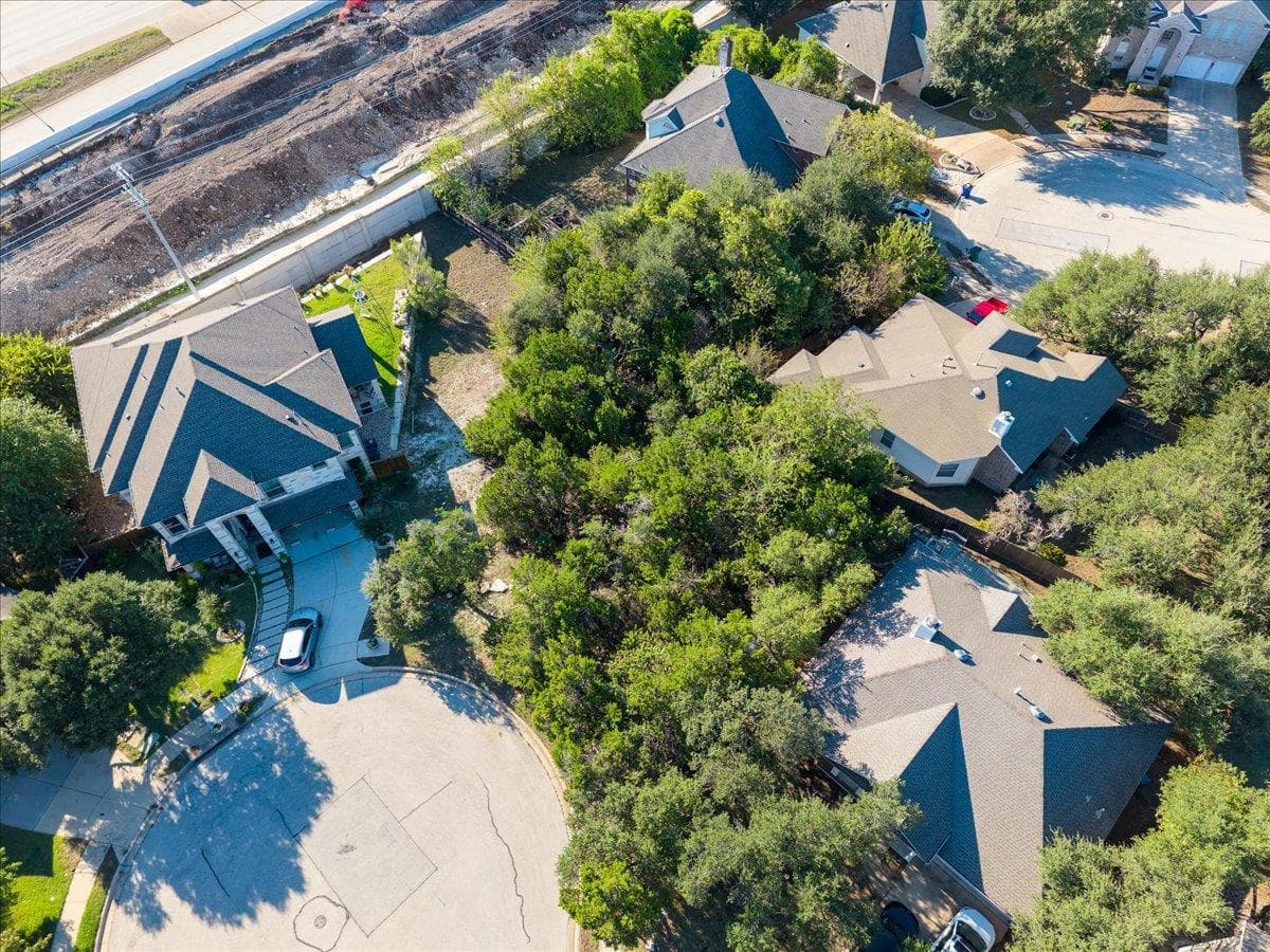 803 Savanna Ln