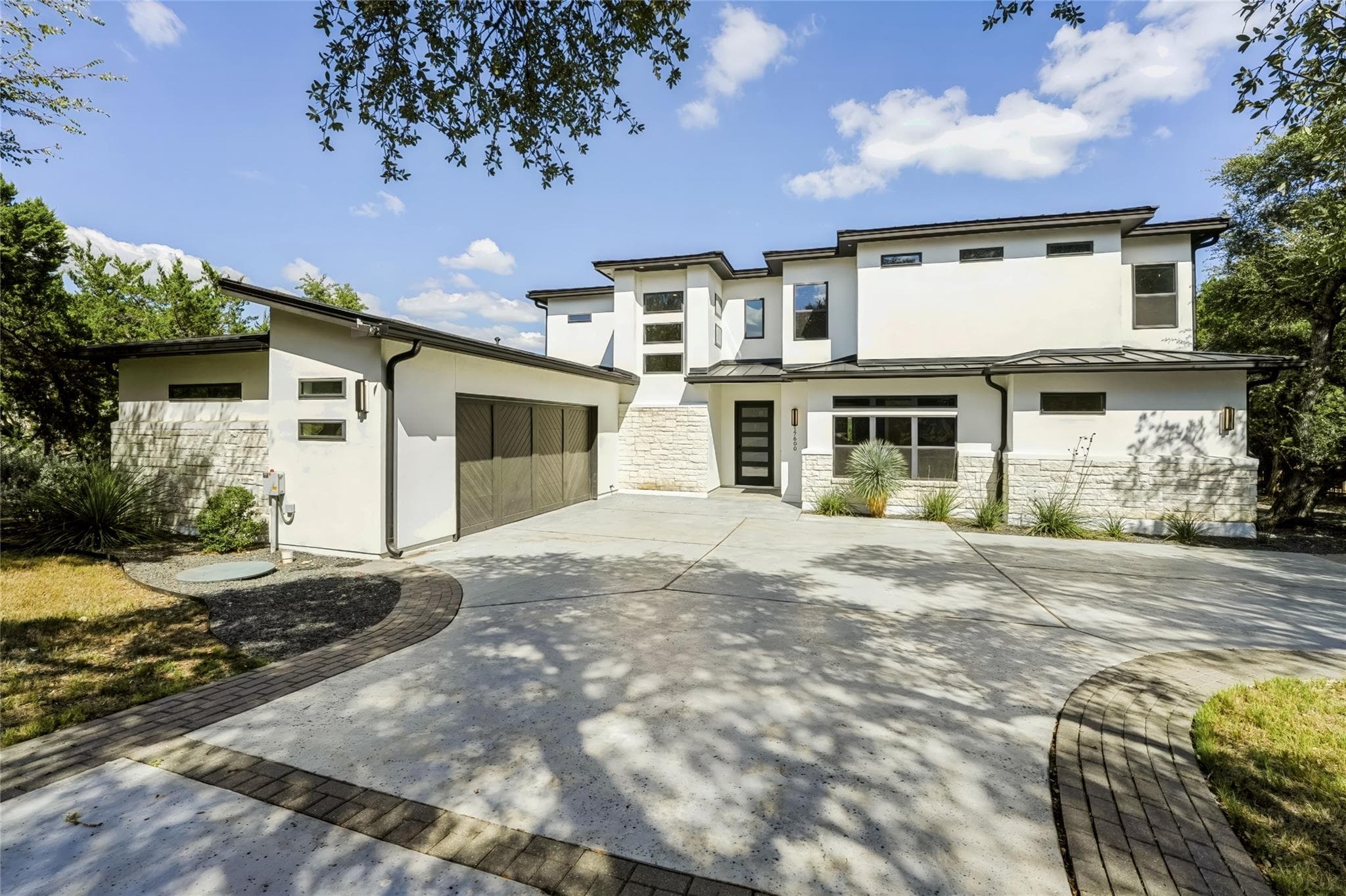 17600 Regatta View Dr