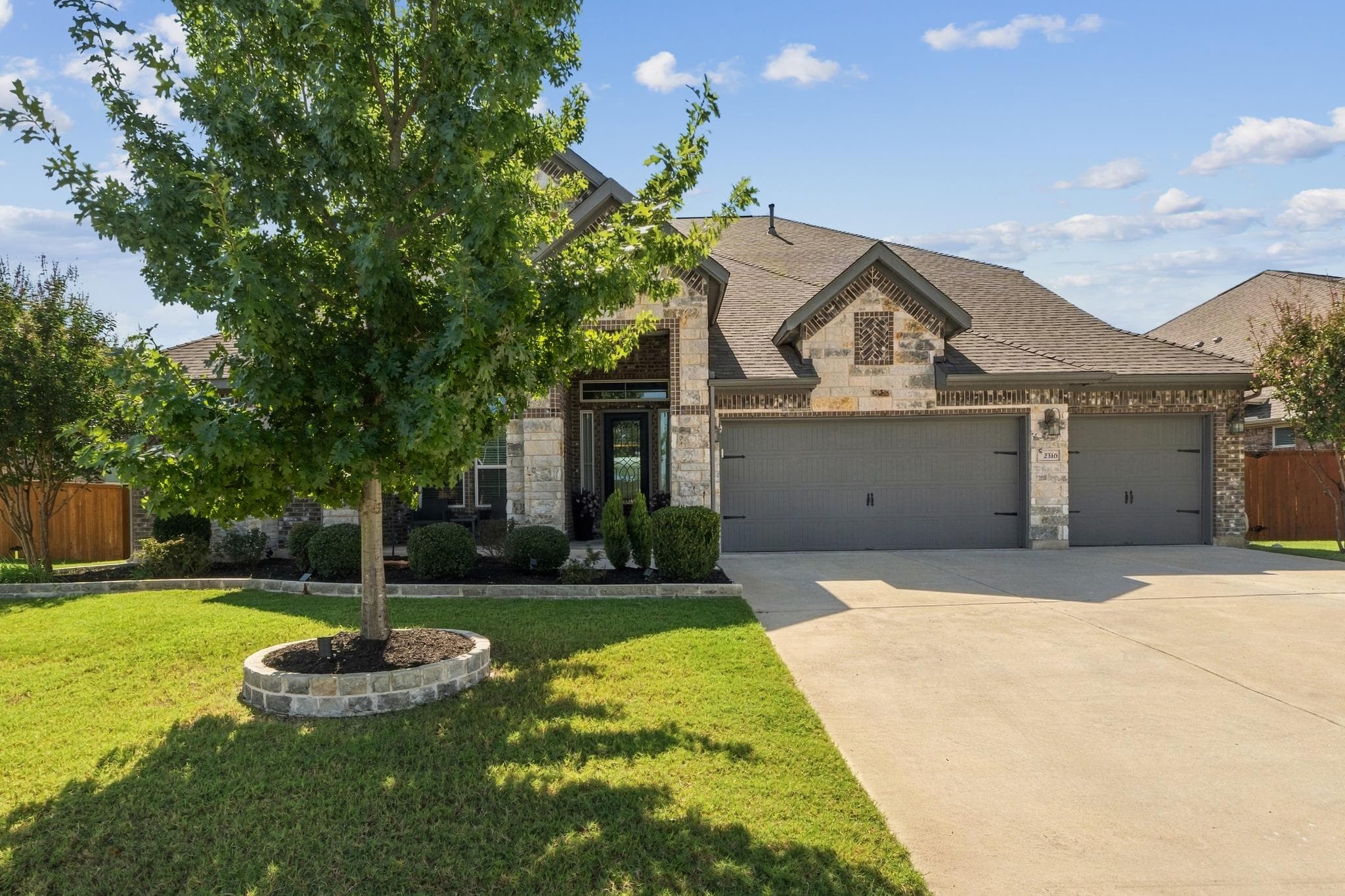 2316 Airport Dr