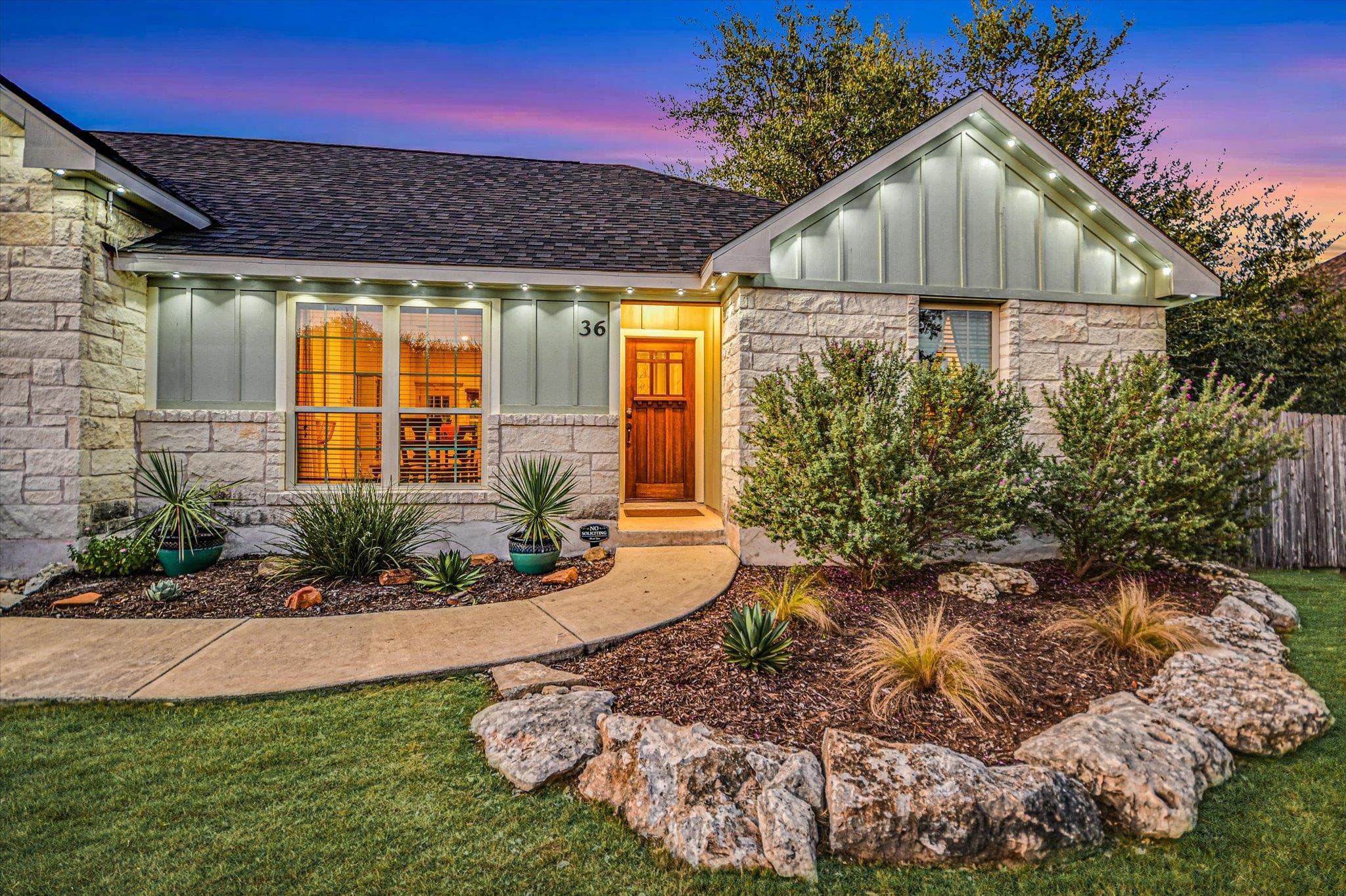 36 RIDGEWOOD Cir