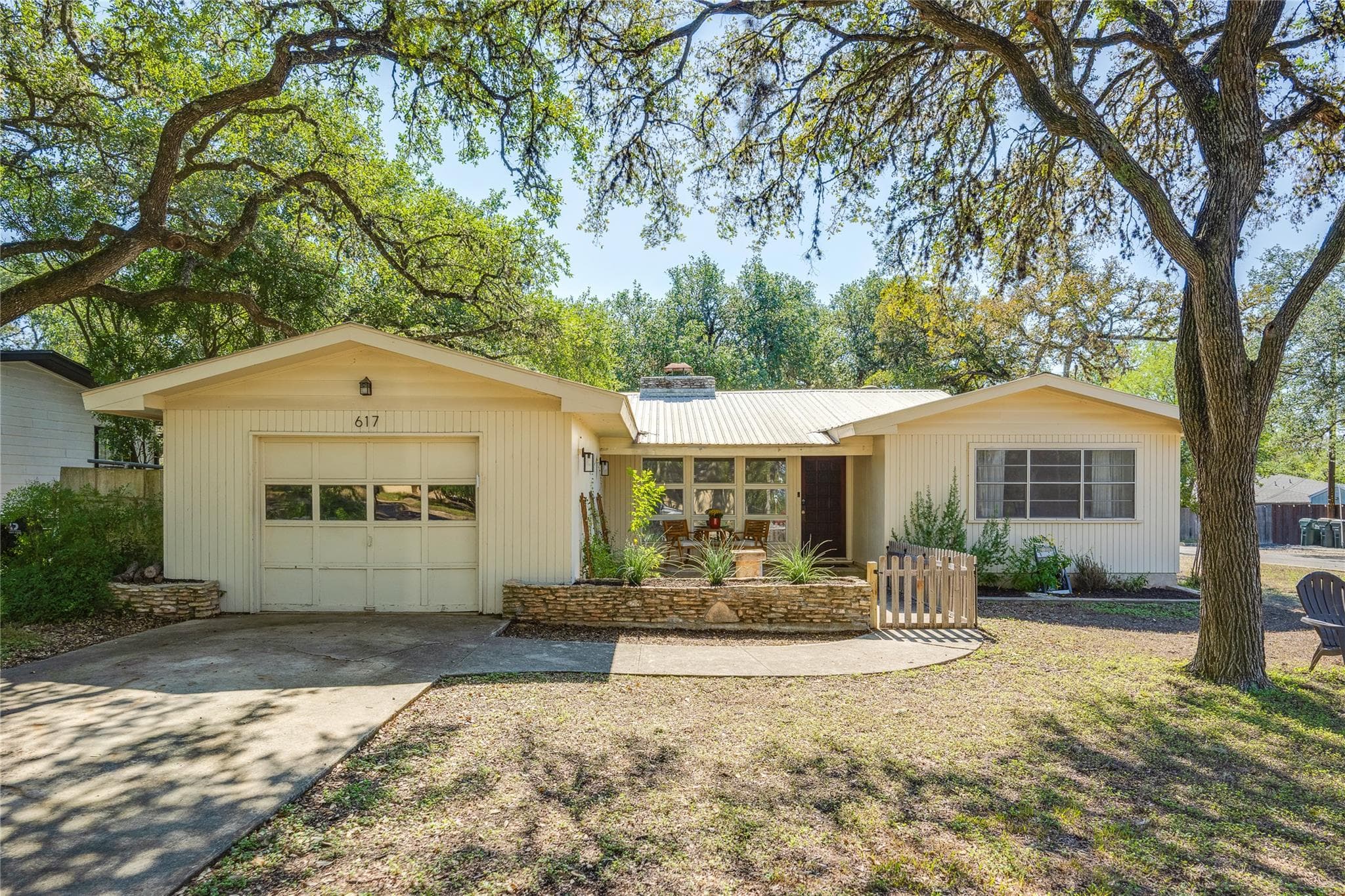 617 Dale Dr