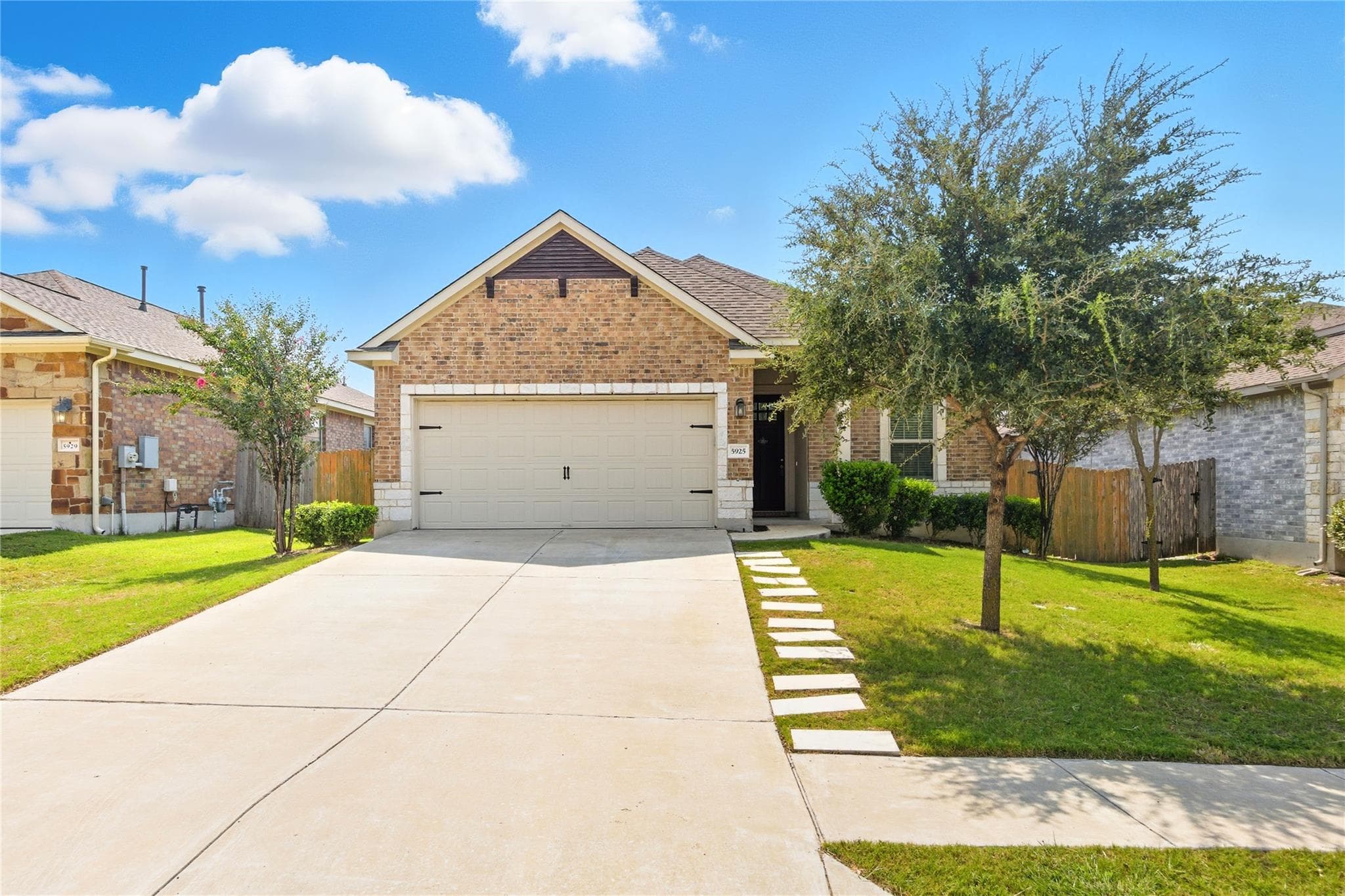 5925 Malta Cir