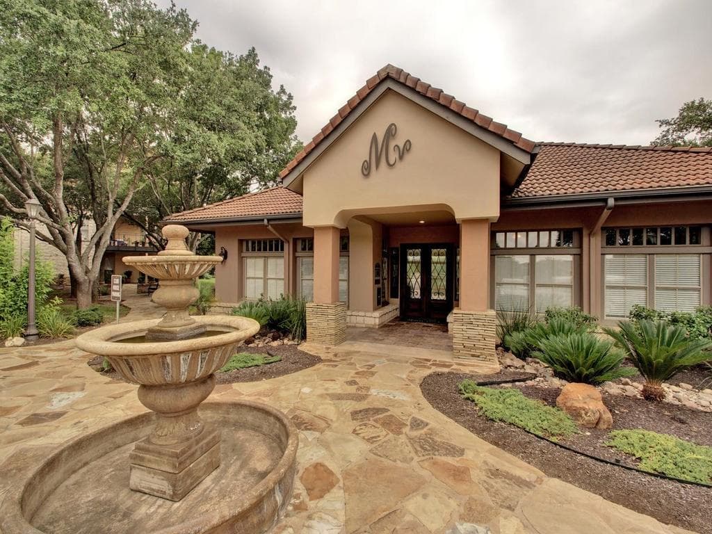 6000 Shepherd Mountain Cv #2207