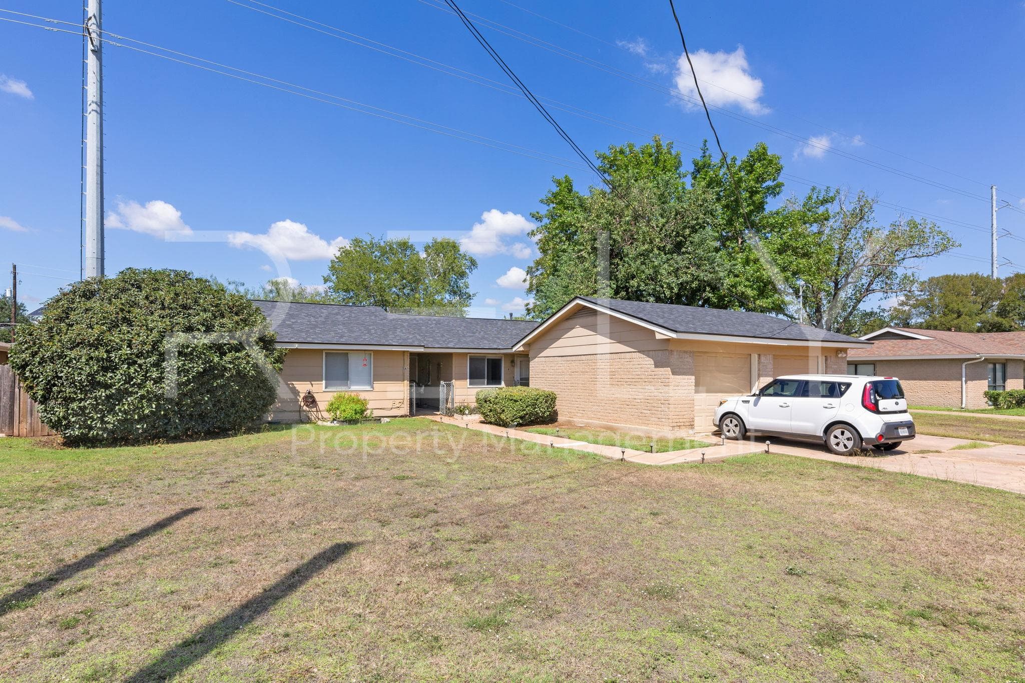 409 E Janis Dr #B