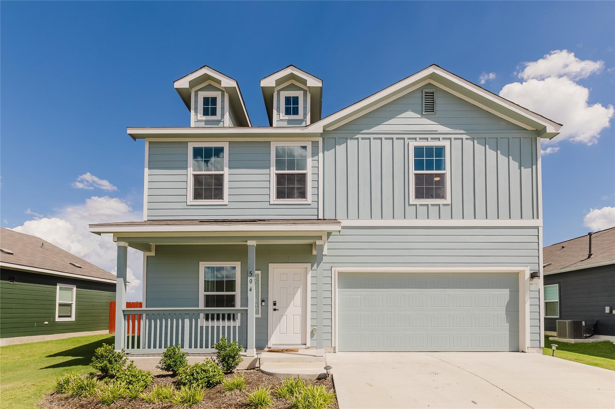 504 N Thunderstorm Ave
