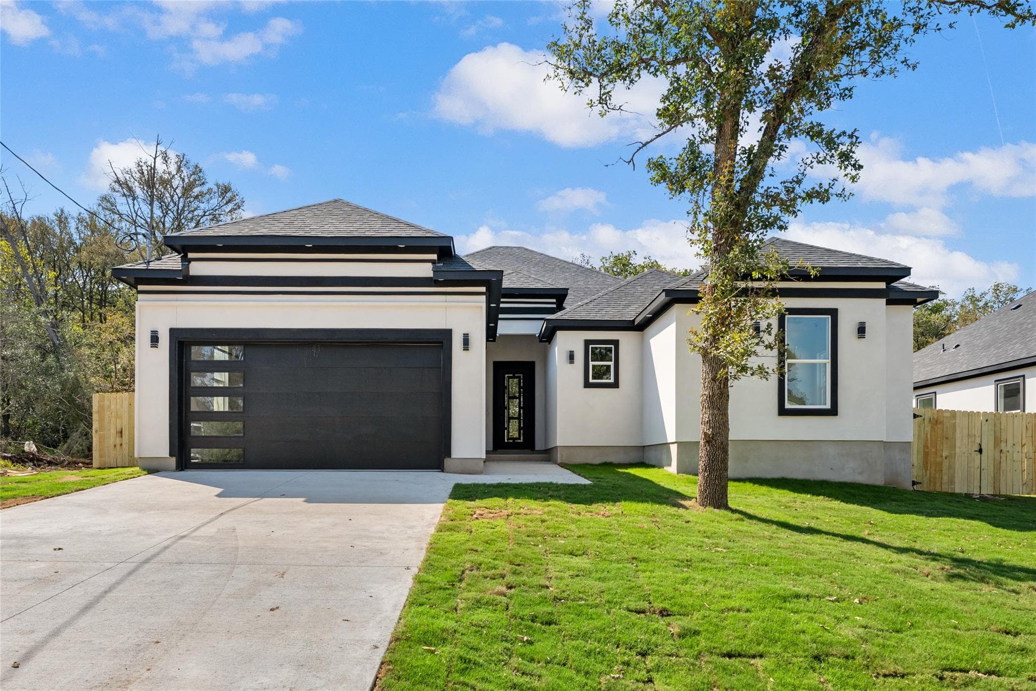125 Hilea Ct