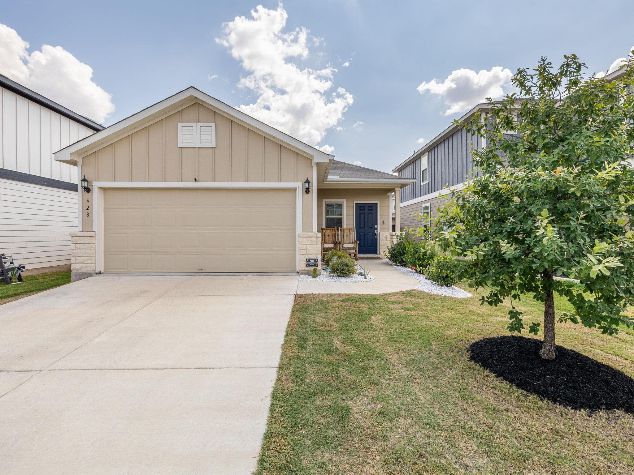 428 Stone Water Ln