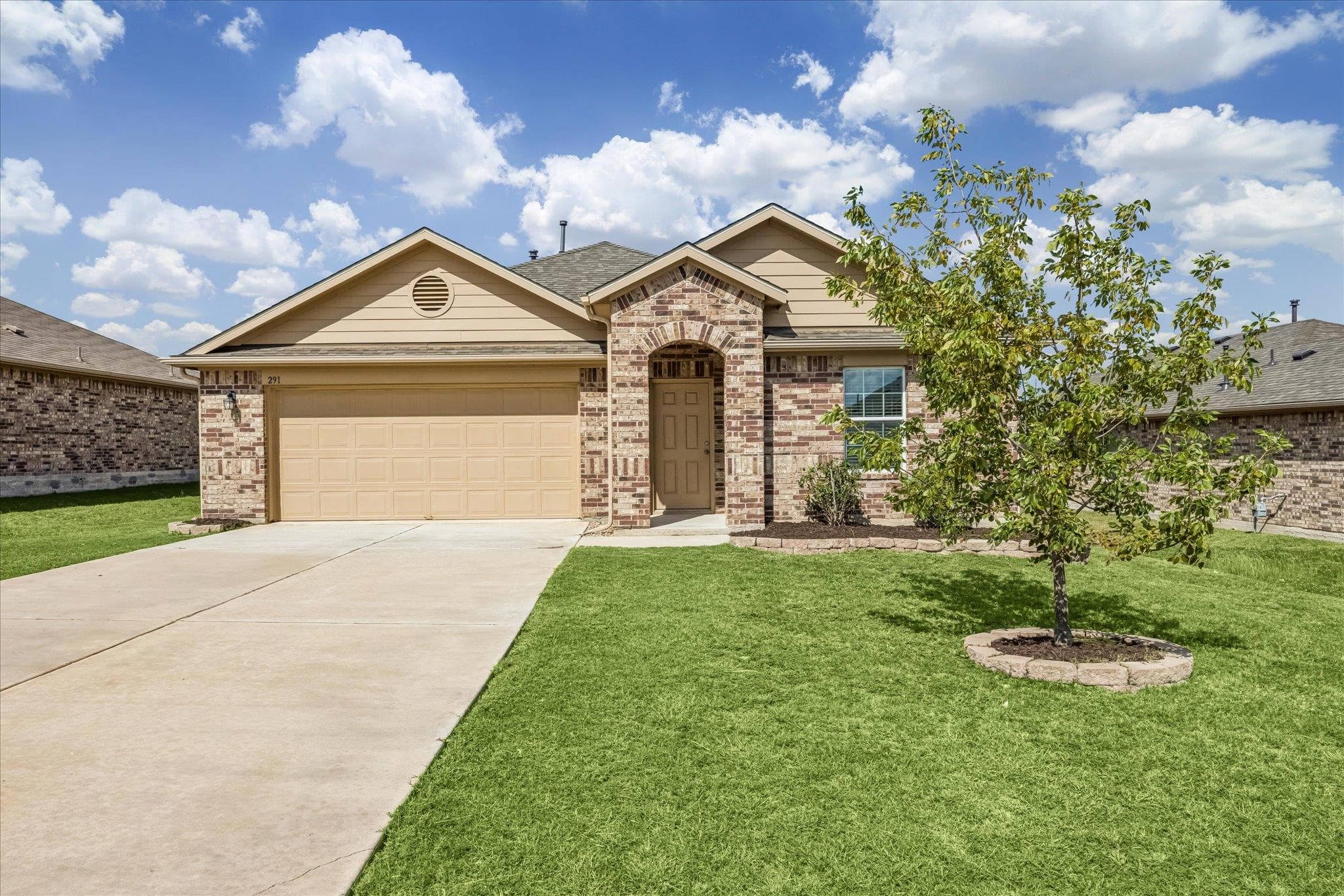 291 Dusky Thrush Dr