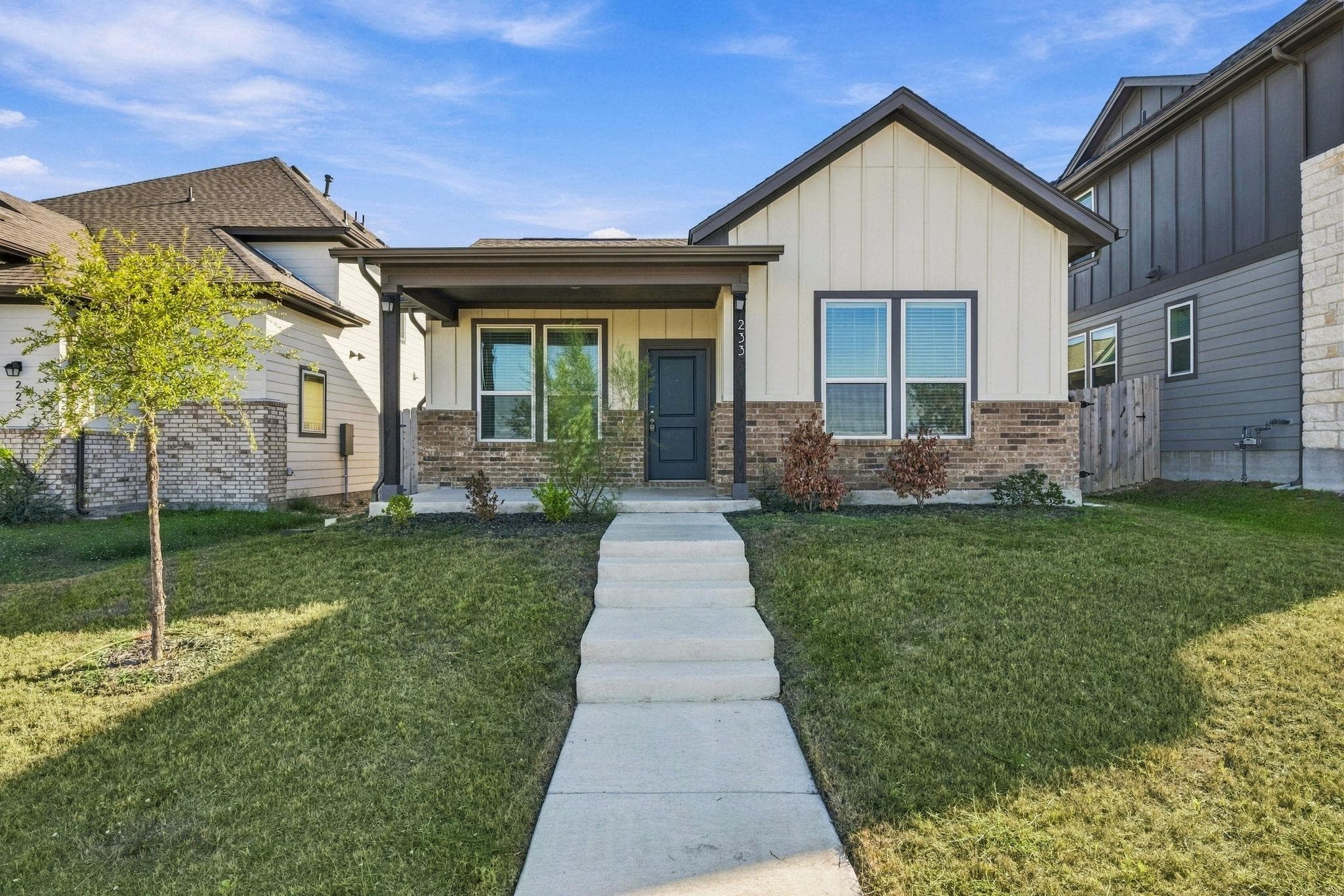 233 Porter Country Pkwy