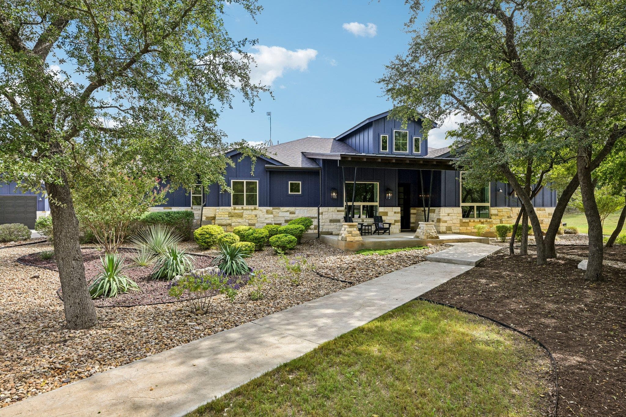 540 Oak Point Ct
