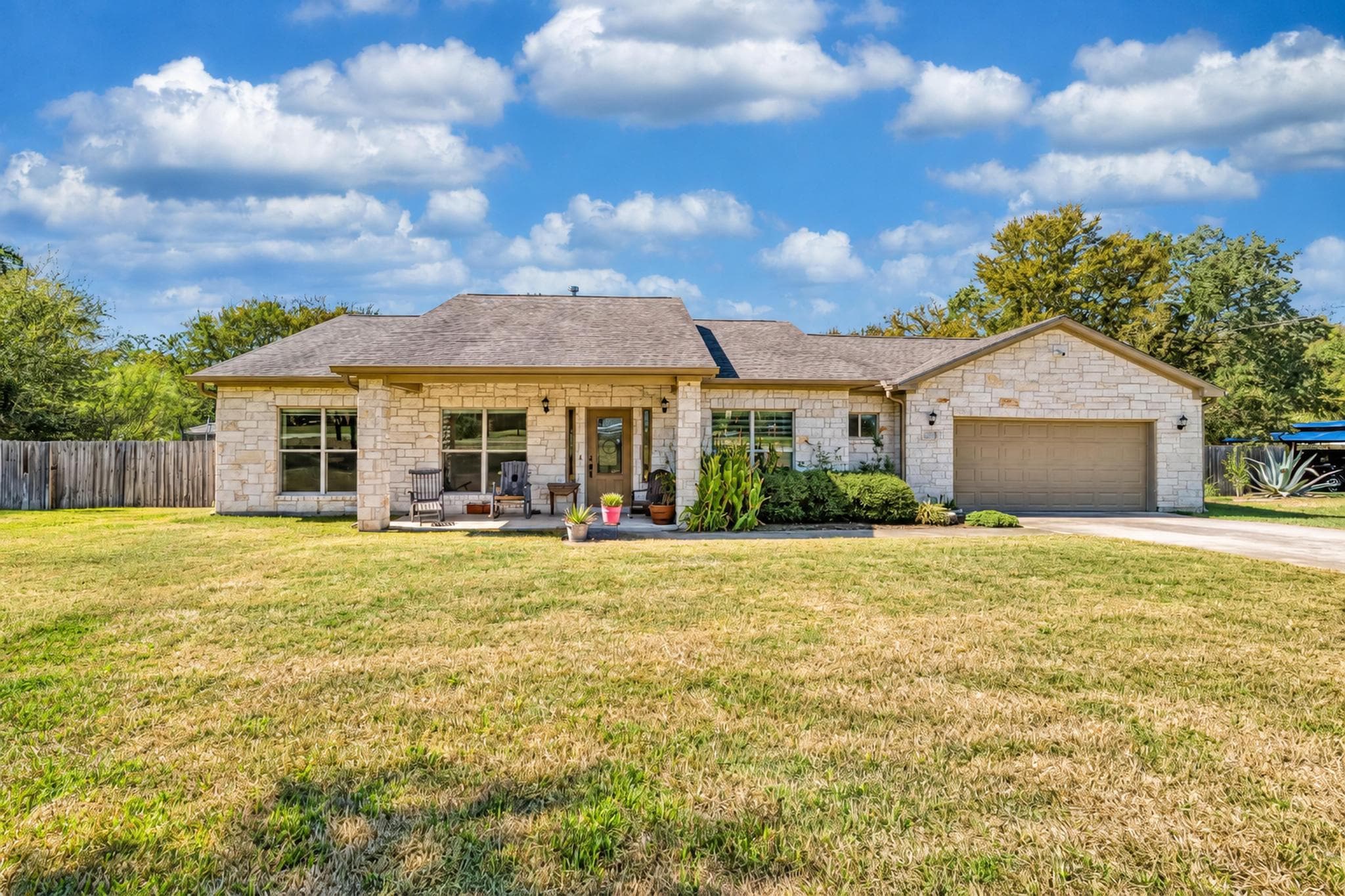 140 Creekwood Trl