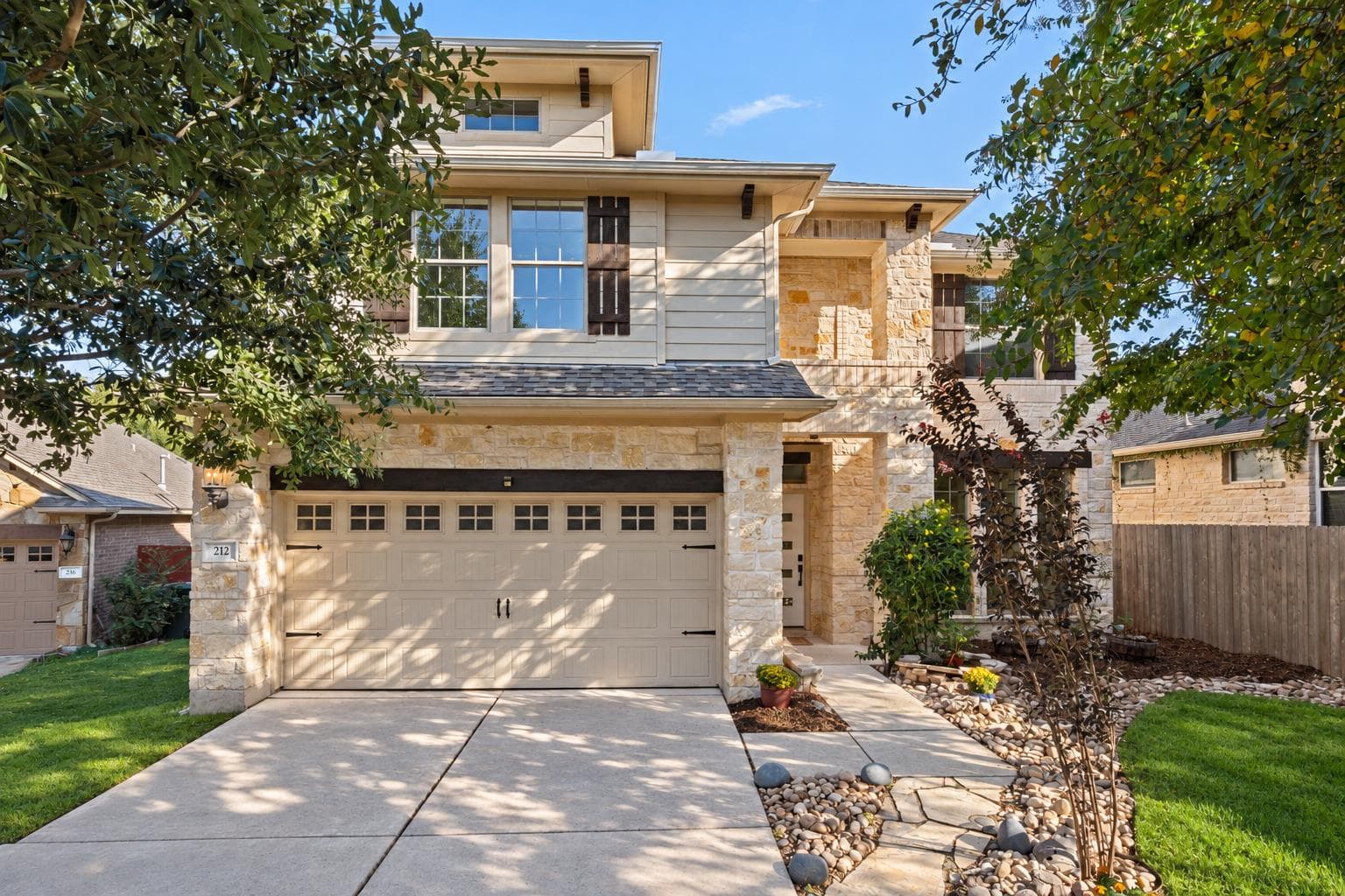 212 Great Circle Cv