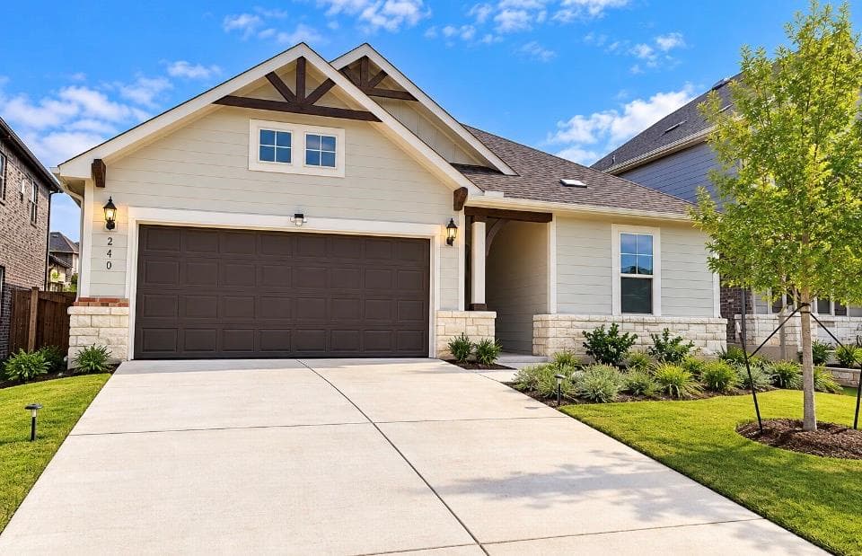 240 Canyoncrest Way