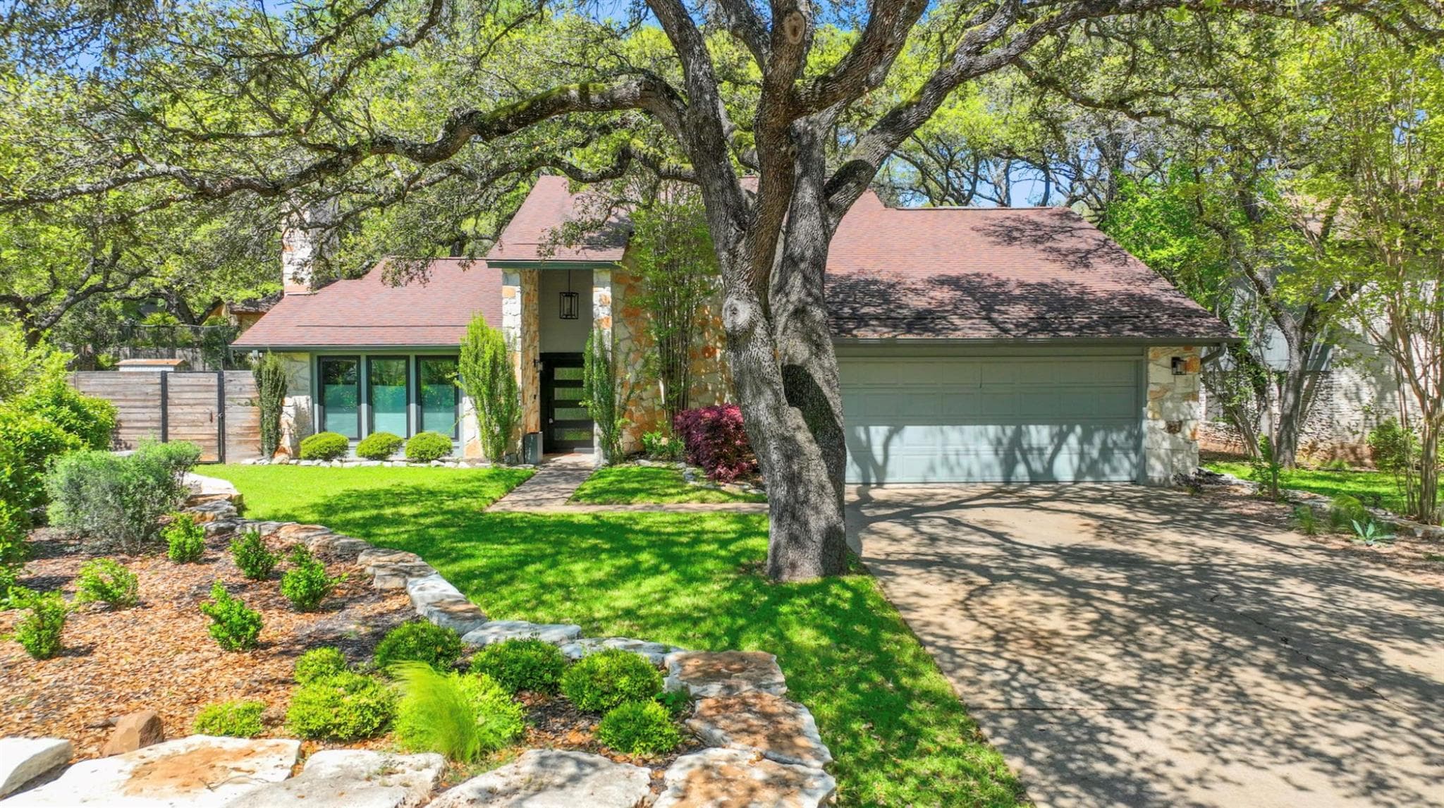 6206 Bend Of The River Dr