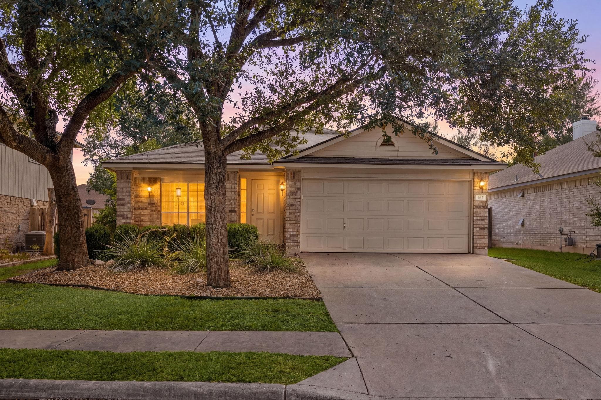 4621 Hoffman Dr