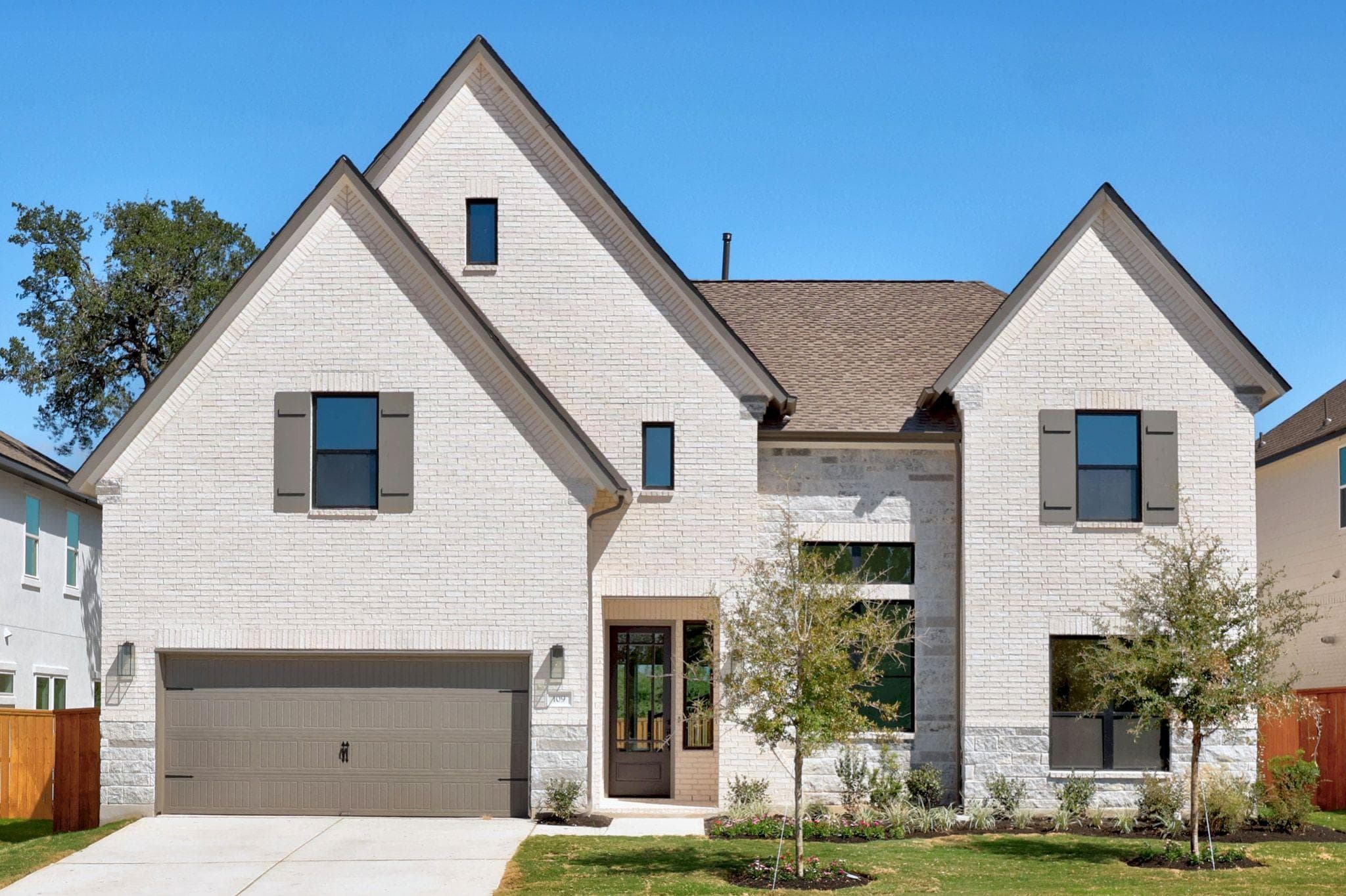 109 Buckaroo Dr