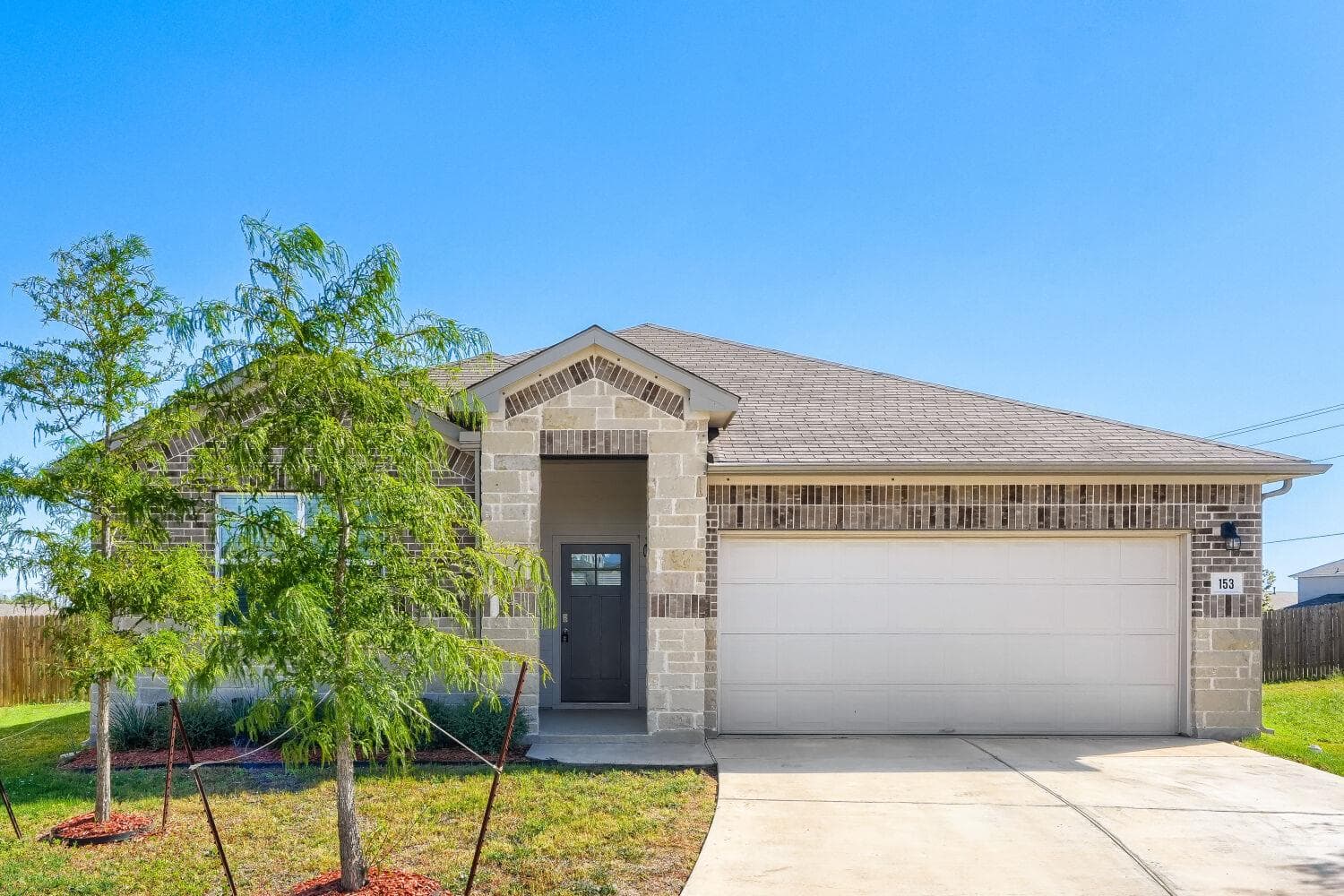 153 Elbow Bush Cv