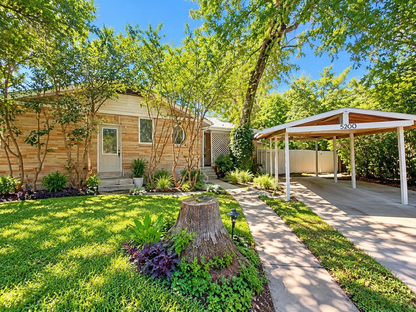 5200 Avon Pl
