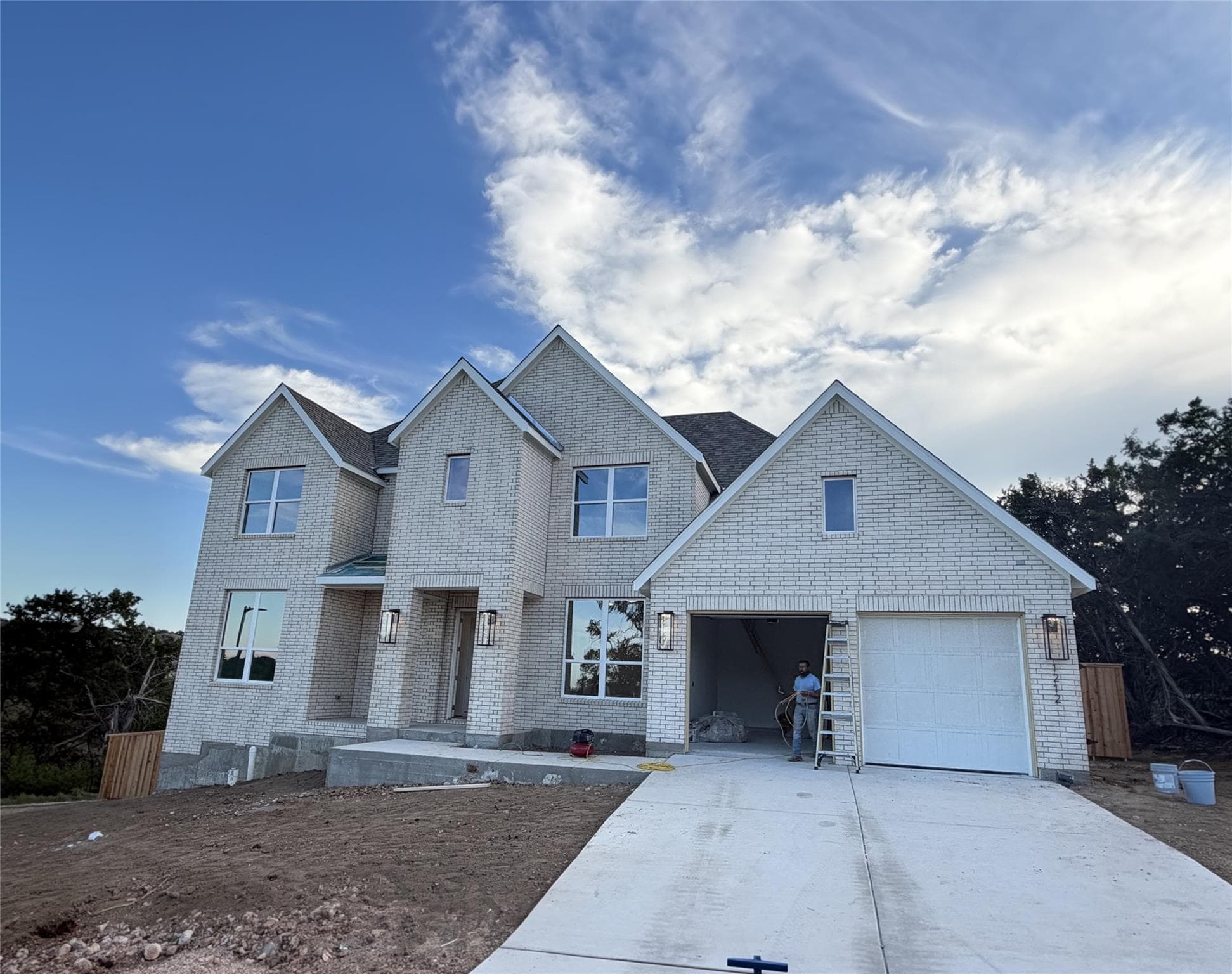 1212 Twisted Tarpley Ln