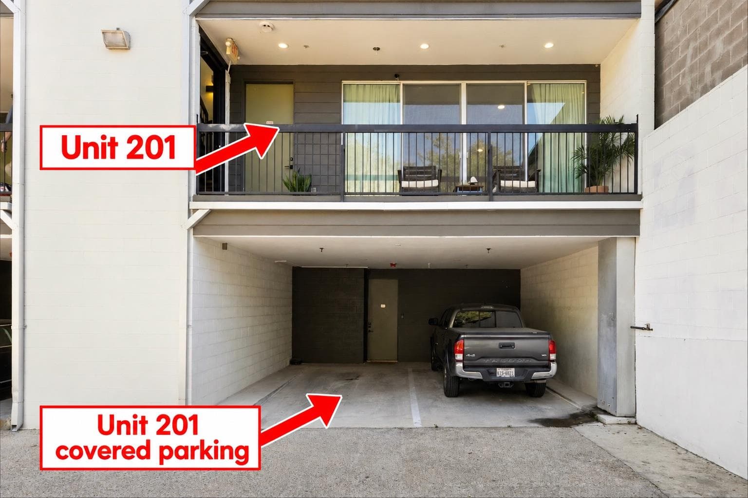 2906 S 1st St #201