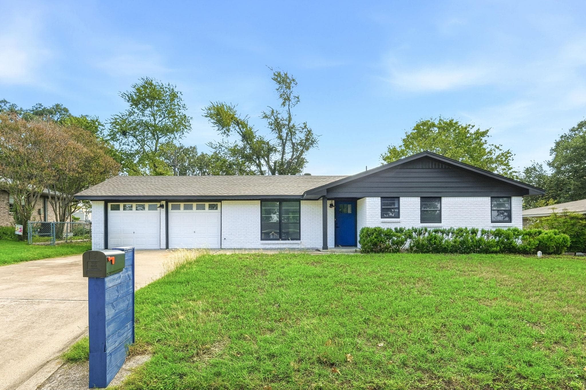 2509 Blue Jay Dr