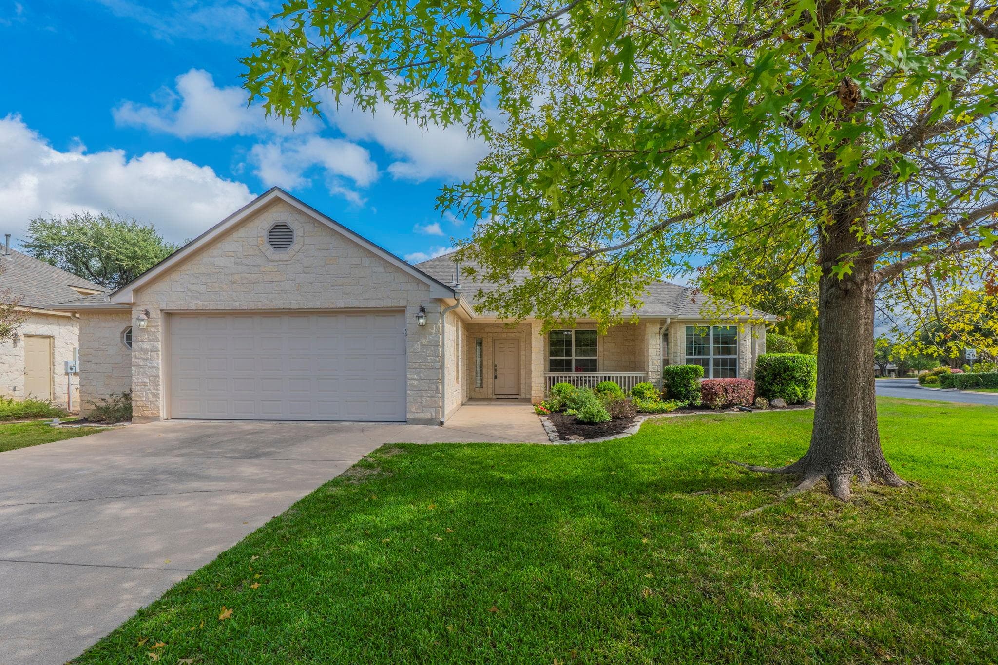 508 Sabine Dr